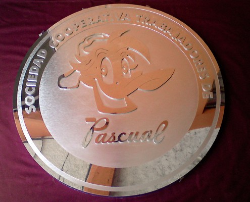 PATO PASCUAL - Logotipo calado
